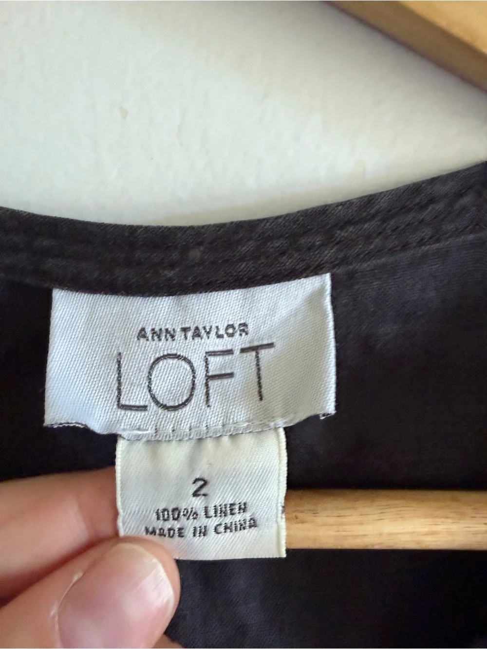 Ann Taylor LOFT Black Linen Smocked Crossover Peplum Sleeve Blouse size 2 EUC - Picture 5 of 7